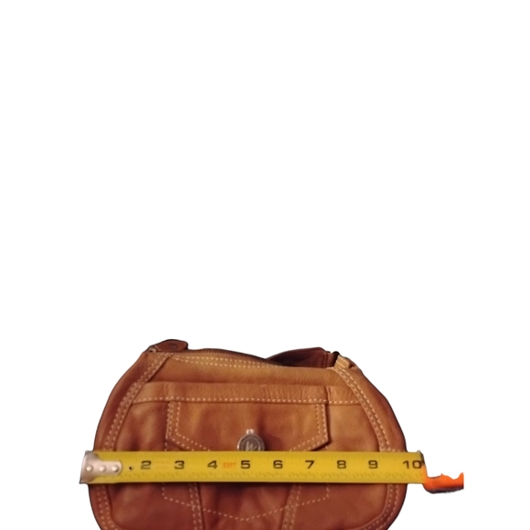 Vintage Wilson's Leather Tan-White Stitch Pocketed Magnetic/Zip Shoulder Purse - Picture 8 of 9